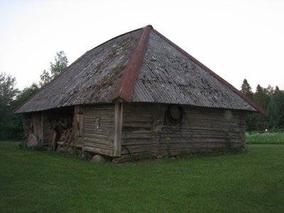 aare kodu Hiiemetsa 014