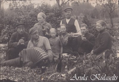 355. Oskar Kallis lõõtsaga, Ludvig