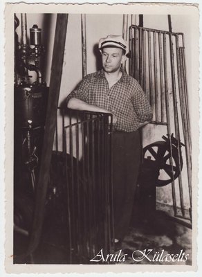 870. Arvo Lain ja Arula meierei
